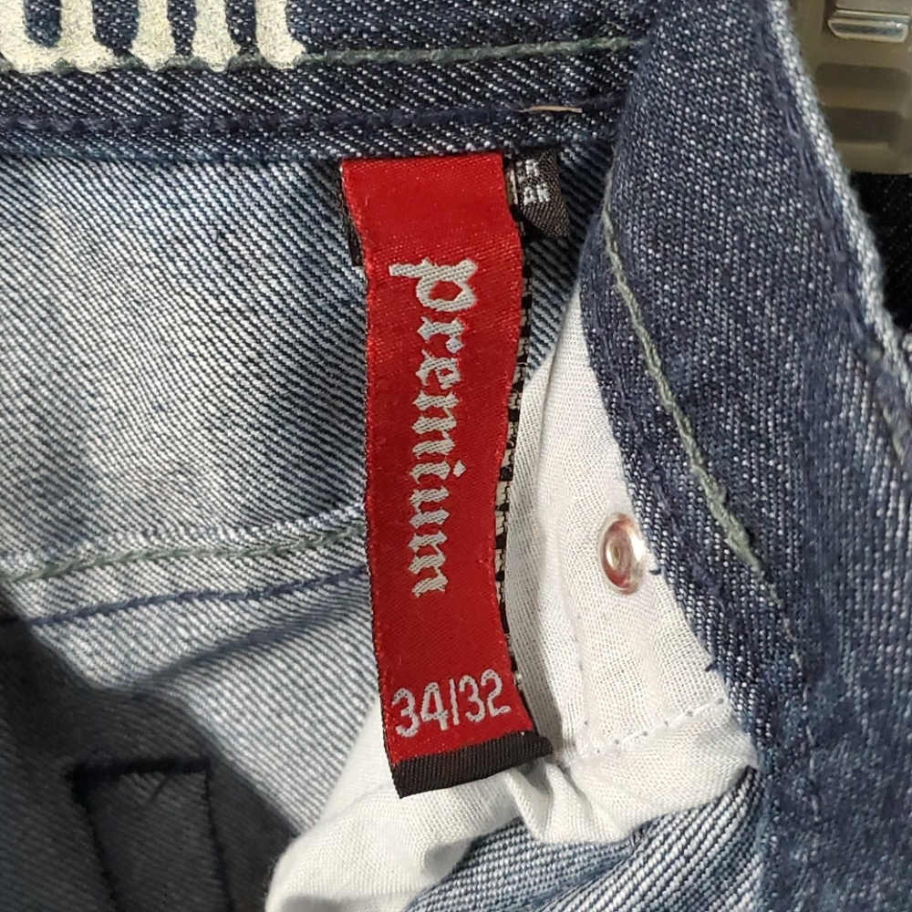 Jeans - Picture 7 of 7